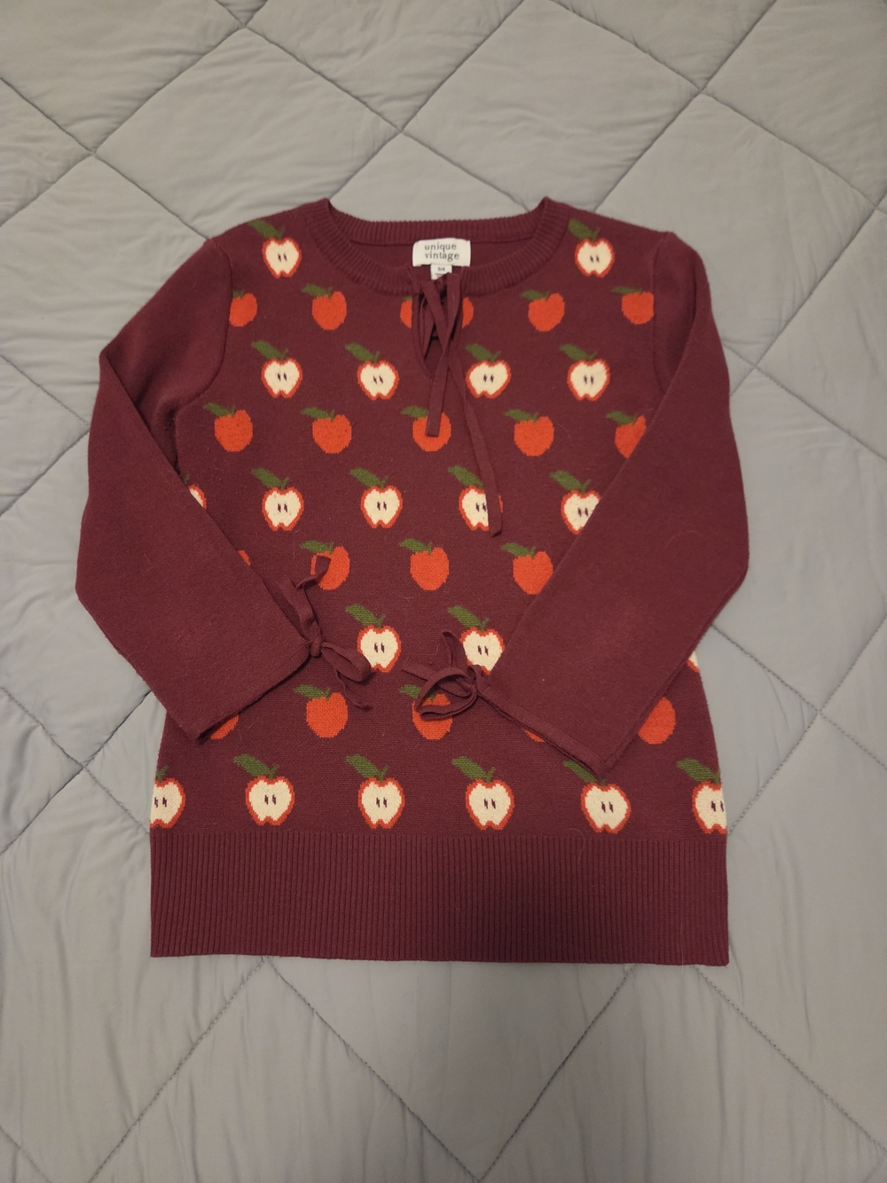 Unique Vintage Burgundy Apple-Pattern Crewneck Sweater